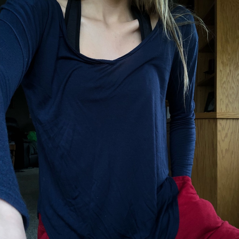 navy hollister long sleeve